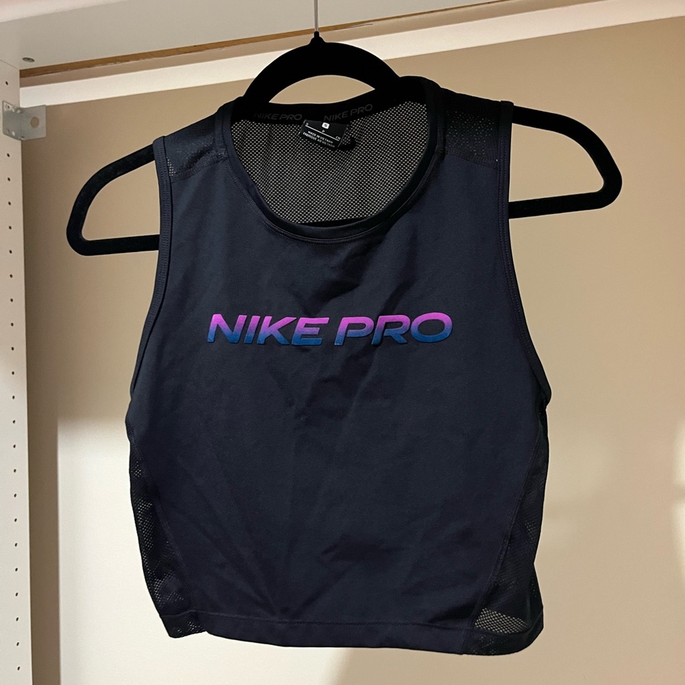 Nike Pro Cropped Top